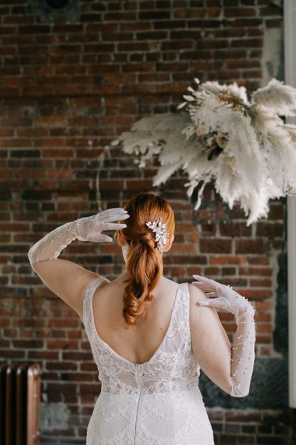 white tulle and pearl bridal gloves