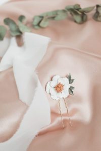 white flower hair pin